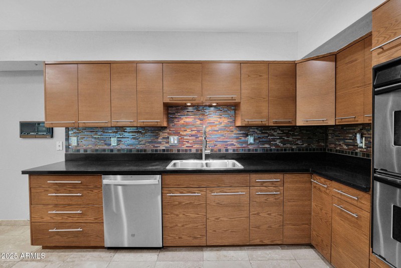 Lots of Countertop space