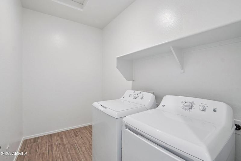 20-web-or-mls-W Mellen Ln-S3009-020