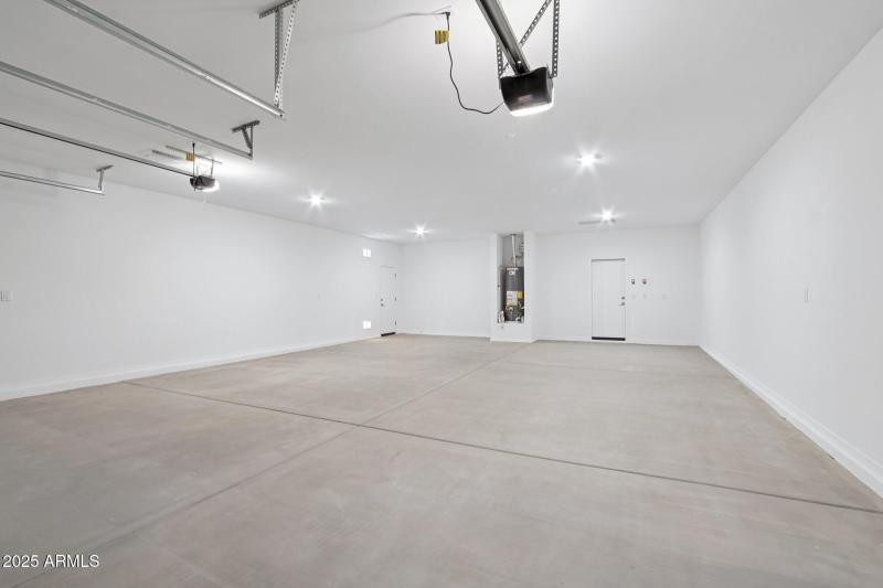 30-web-or-mls-W Mellen Ln-S3009-030