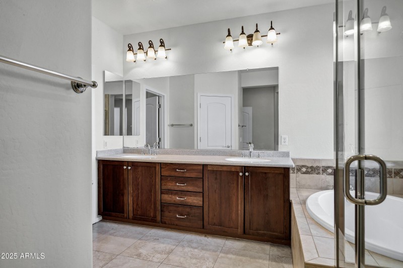 3918 E Cat Balue Dr-31