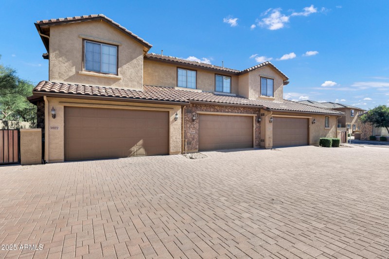 3918 E Cat Balue Dr-2