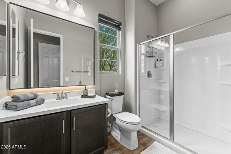 Ensuite guest bathroom