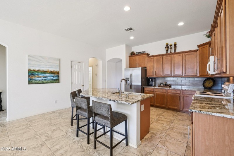 14-web-or-mls-W Sweet Acacia Dr-S0711-01