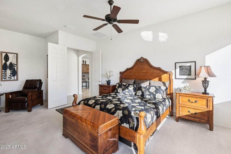 26-web-or-mls-W Sweet Acacia Dr-S0711-02