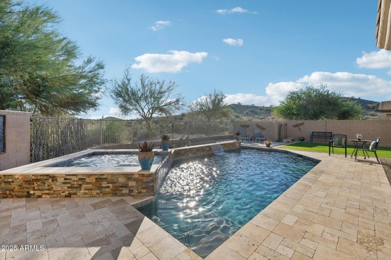 34-web-or-mls-W Sweet Acacia Dr-S0711-03