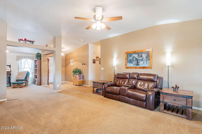 9-web-or-mls-Stonebluff-9