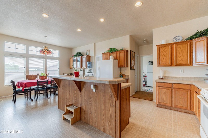 21-web-or-mls-Stonebluff-21