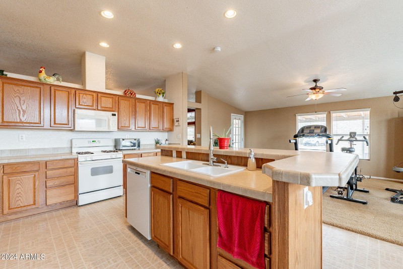 23-web-or-mls-Stonebluff-23