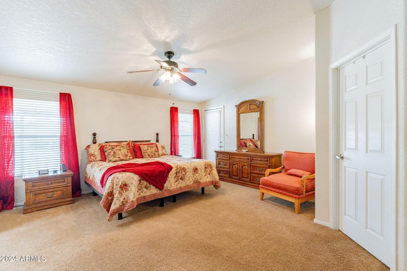 32-web-or-mls-Stonebluff-32