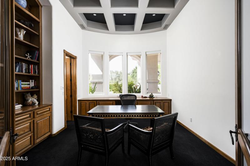 6649 E Berneil Dr-23