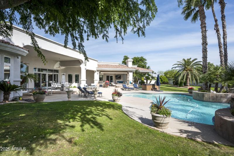 6649 E Berneil Dr-54