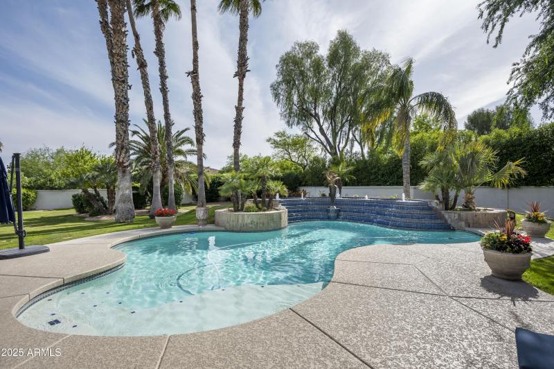 6649 E Berneil Dr-61