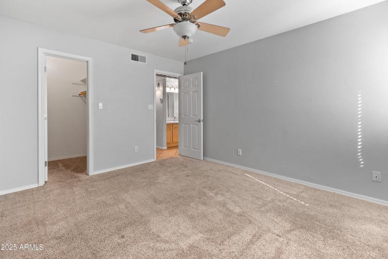 2121 W Royal Palm Rd Unit 1013-11