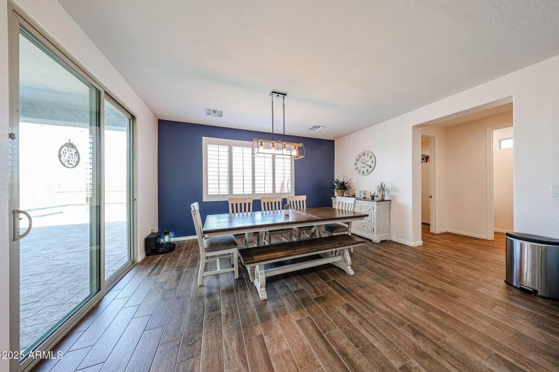 Dinning Area off Kitchen