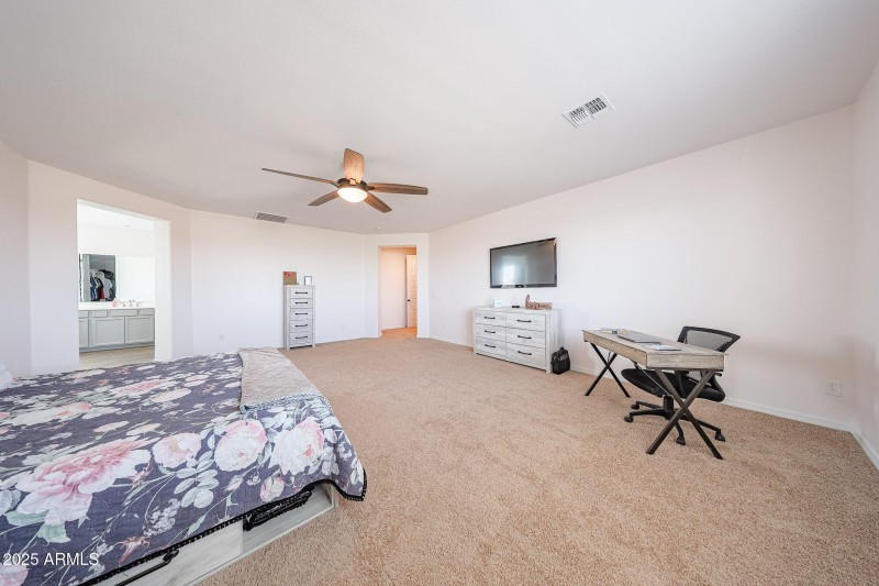 Masterbedroom
