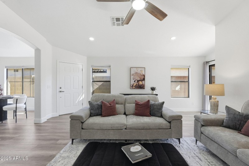 9-web-or-mls-009_ListerPros