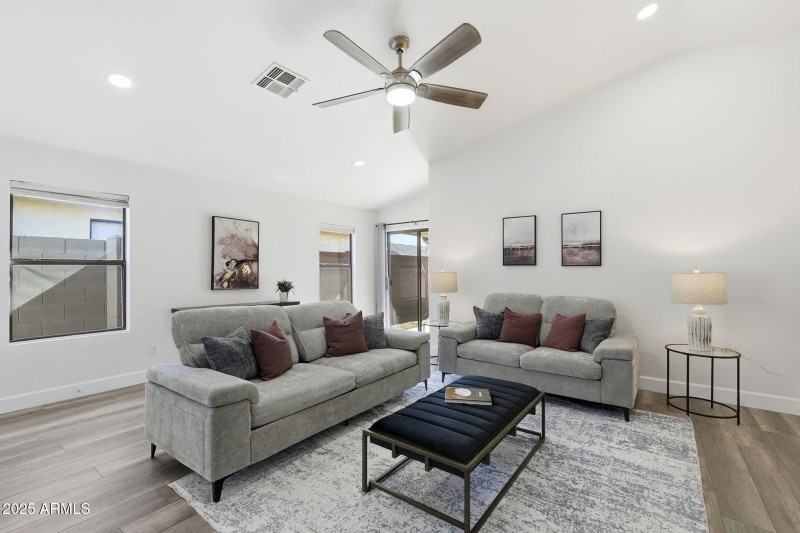 8-web-or-mls-008_ListerPros