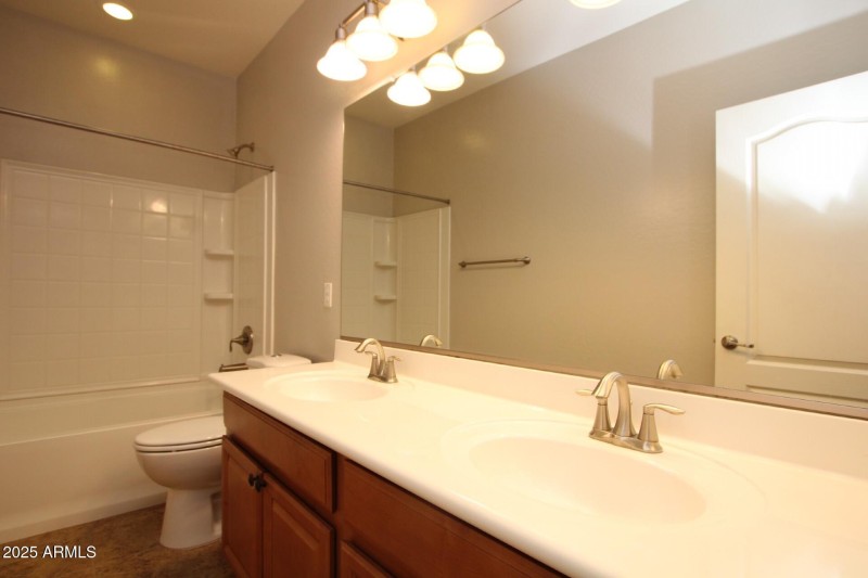 7a4c5b58-d84d-4602-919a-3f8e8d7daca5