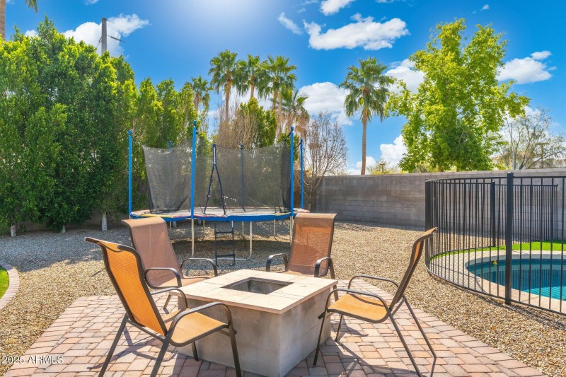 28-web-or-mls-DSC00424-HDR-Edit