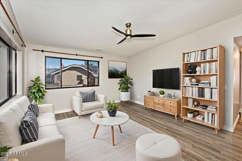 006_Living Room - Virt Staged