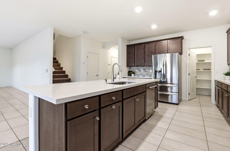 Sink in the oversized island