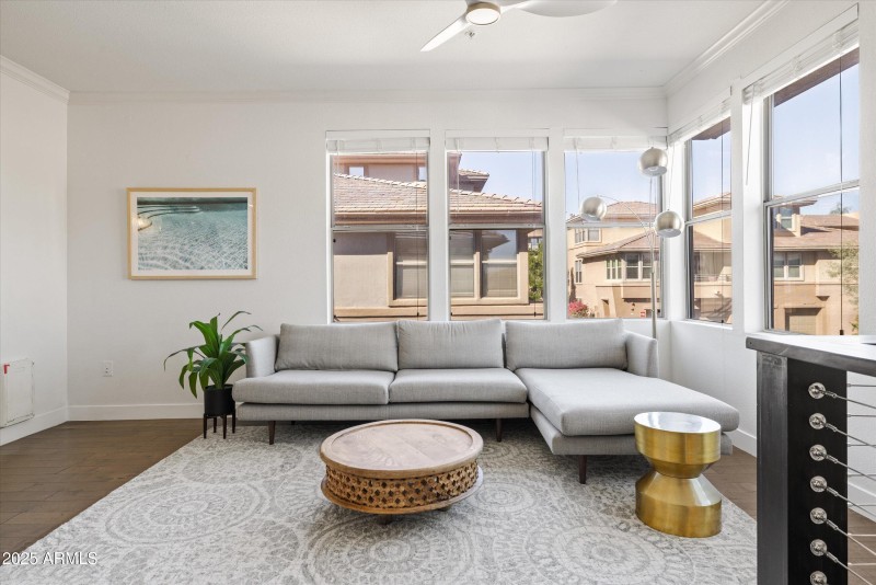 06-19777 n 76th Unit 2293 QA_06