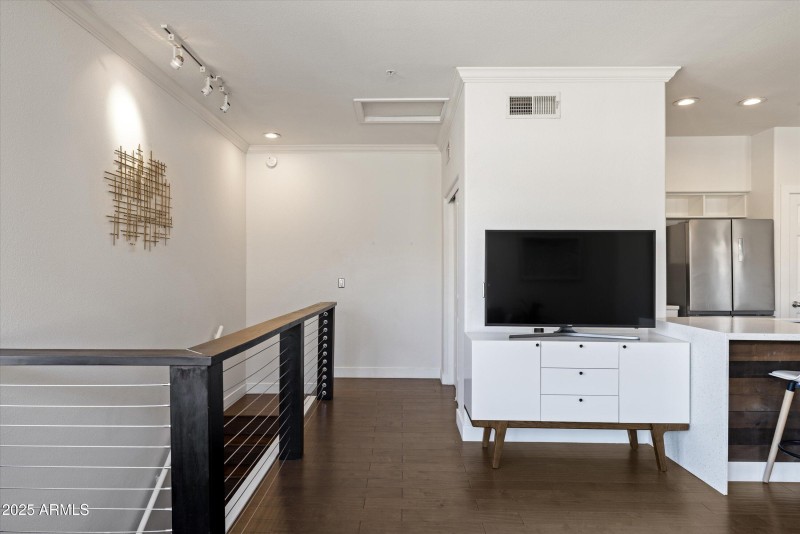 17-19777 n 76th Unit 2293 QA_17