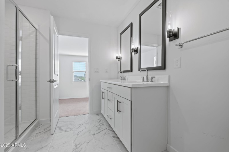 48-web-or-mls-Revised Bath