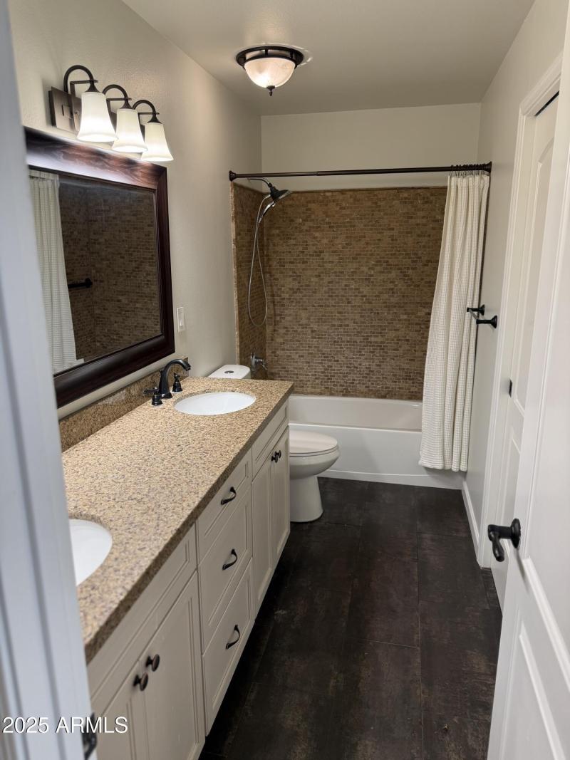 2nd Bathroom