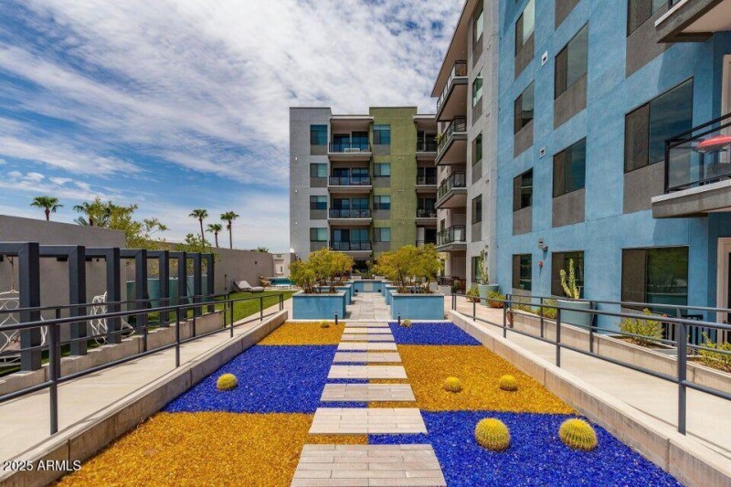 20251018010304758981_genErase