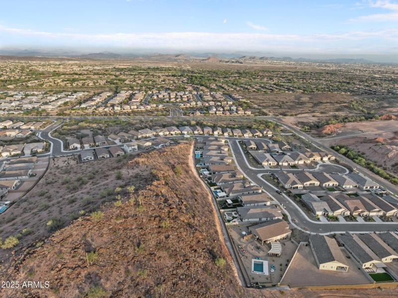 52-web-or-mls-DJI_20251103170901_0218_D