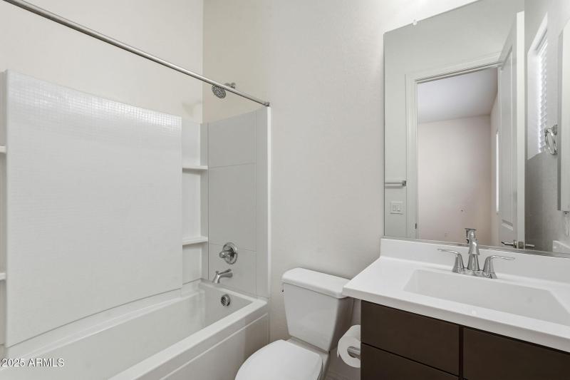 46-web-or-mls-045_ListerPros