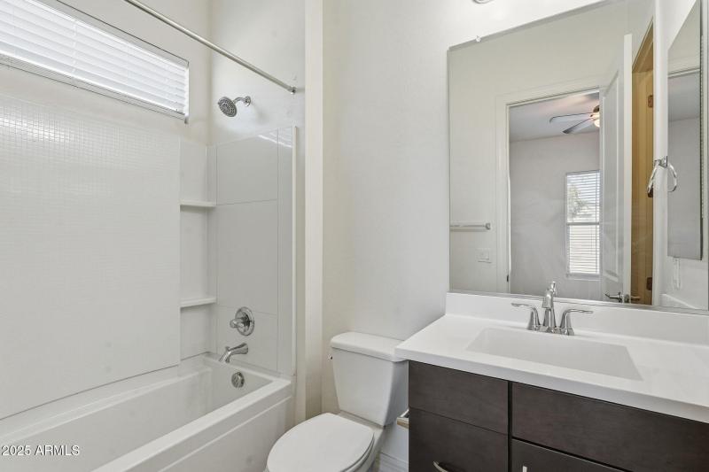 48-web-or-mls-047_ListerPros