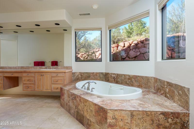 207 Munds Mountain Cir Sedona AZ-46