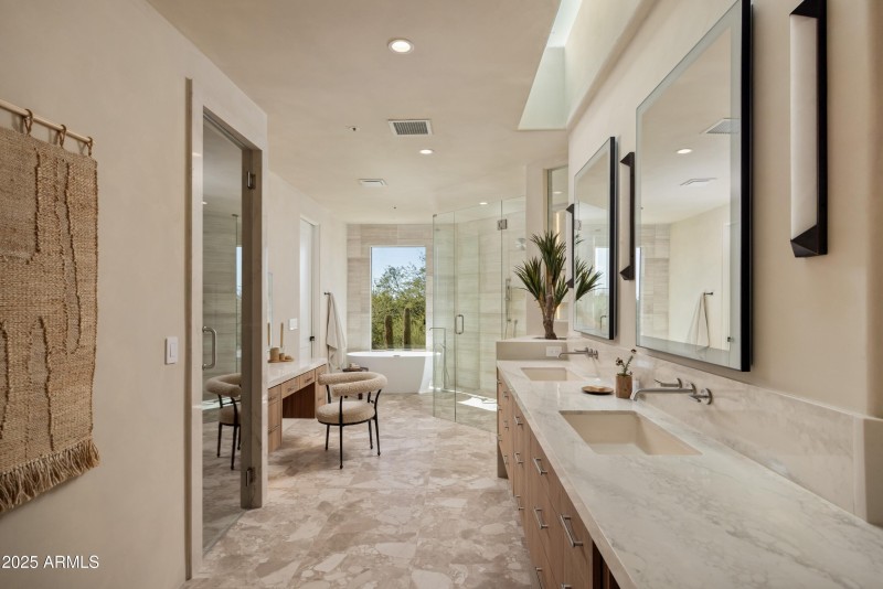 023_Primary Spa Bath