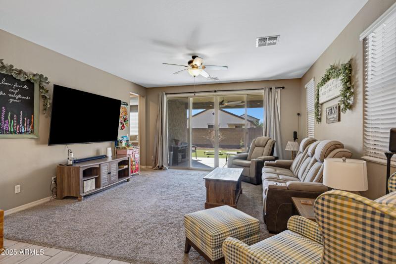 19673 W Montecito Ave-12