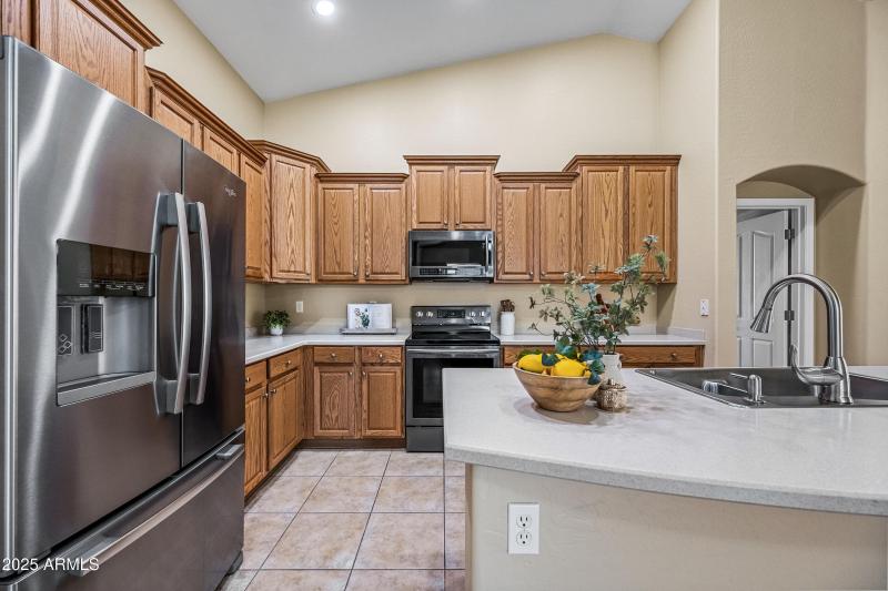 UPGRADED STAGGERED CABINETS