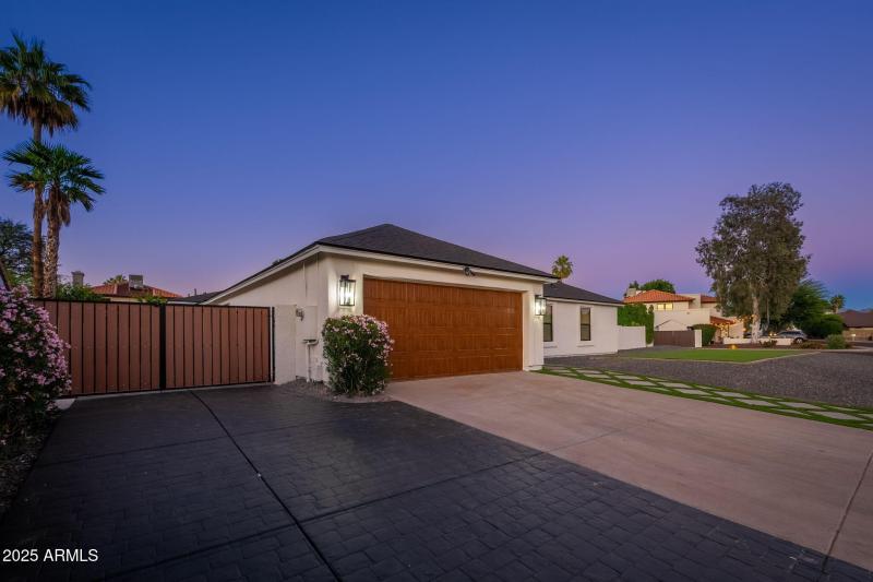 5744 E Marconi Ave - 03