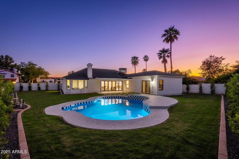 5744 E Marconi Ave - 14