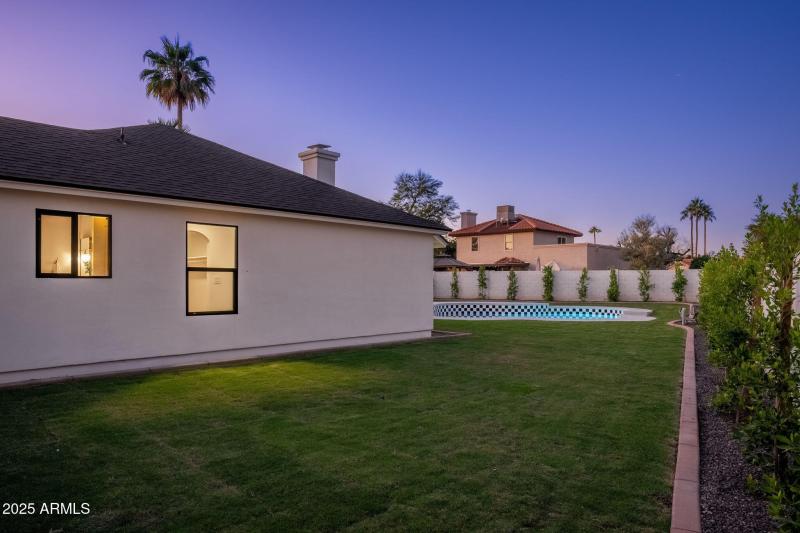 5744 E Marconi Ave - 18