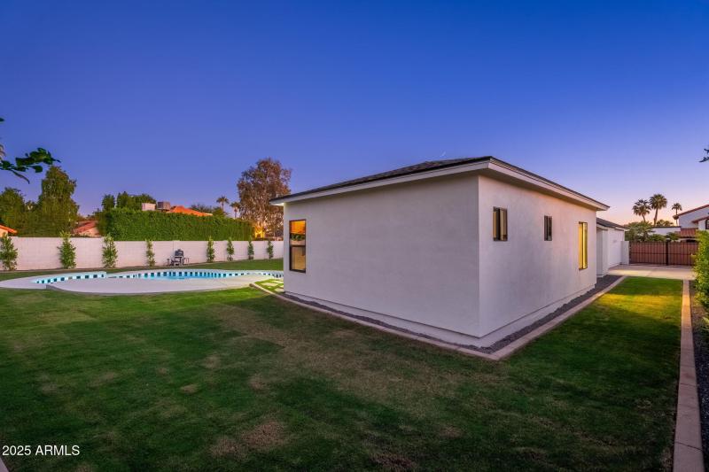 5744 E Marconi Ave - 19