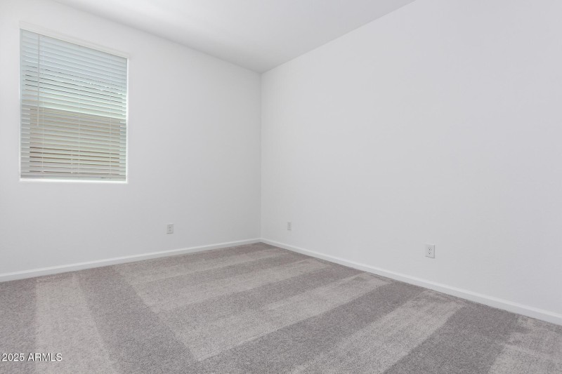 0013-13 - Marguerite