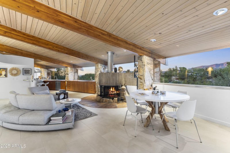 Light & Bright Interiors