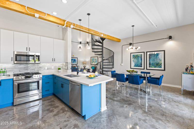 914 Osborn #208---16