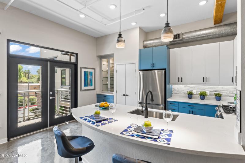 914 Osborn #208---20