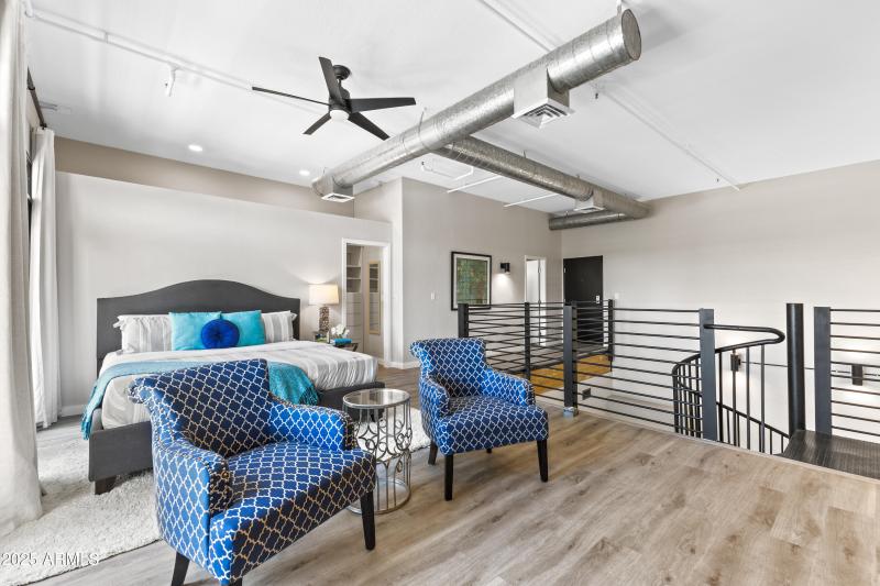 914 Osborn #208---27