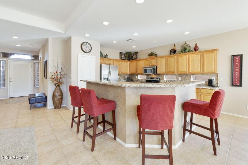 Open Kitchen w/Large Island