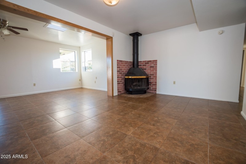 597 Hegge Dr 11-08-2025 (13)