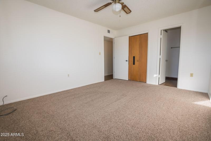 597 Hegge Dr 11-08-2025 (30)