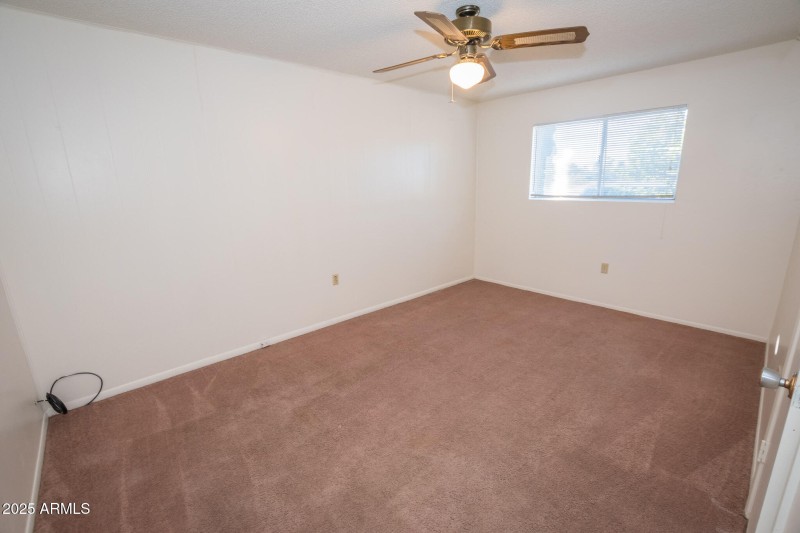 597 Hegge Dr 11-08-2025 (35)